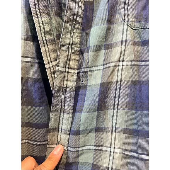 Pendleton flannel long sleeve - Picture 2 of 6